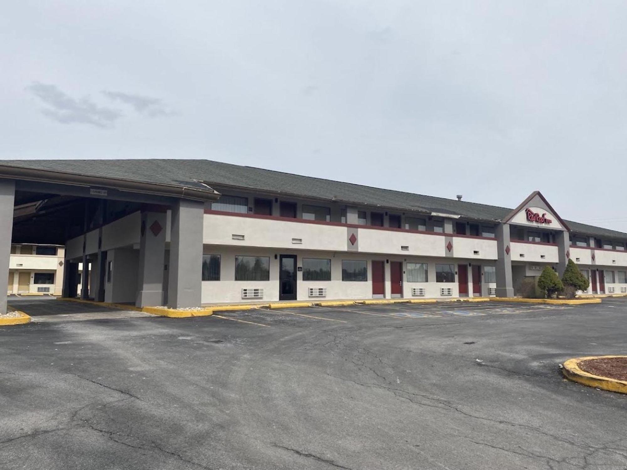 Red Roof Inn Somerset, Pa Dış mekan fotoğraf
